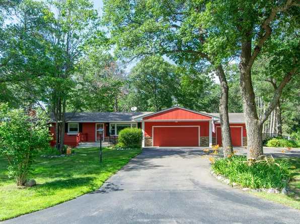 4940 Oak St, Baxter, MN 56425