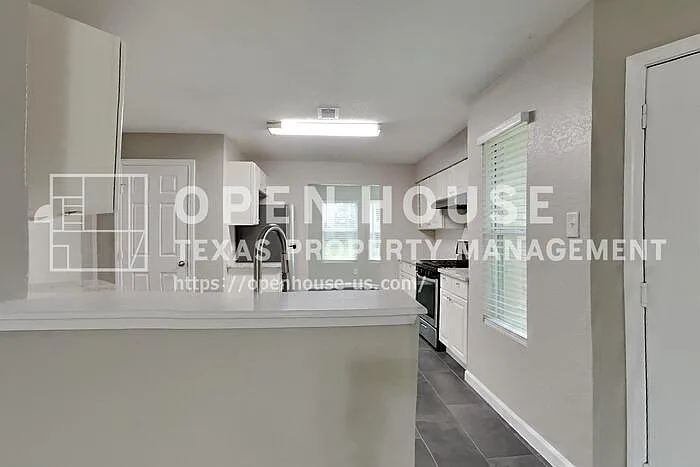 16778 N Thrasher Dr — Photo 6