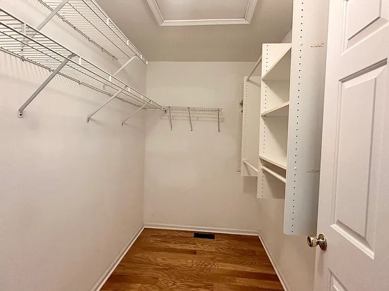 2607 Virginia Ln — Photo 15
