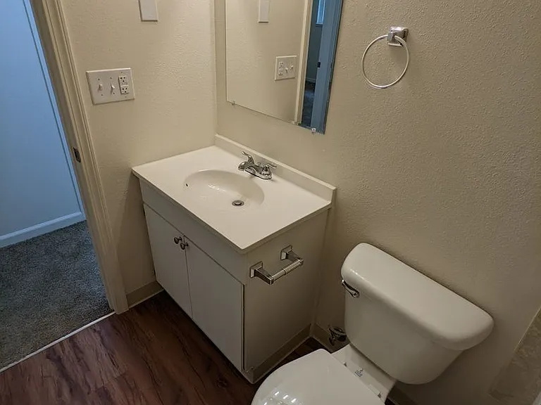 7815 NE 117th Ave — Photo 41