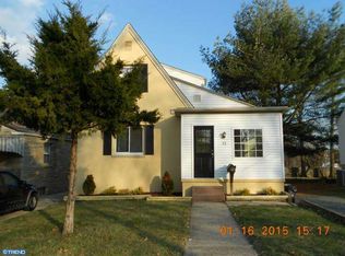 21 N Cedar Ave, Maple Shade, NJ 08052