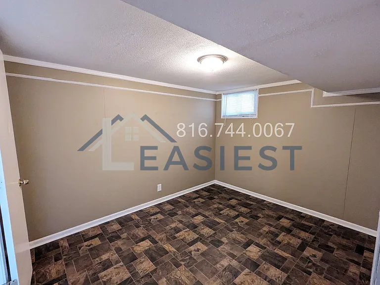 405 NE Orchard St #A — Photo 18