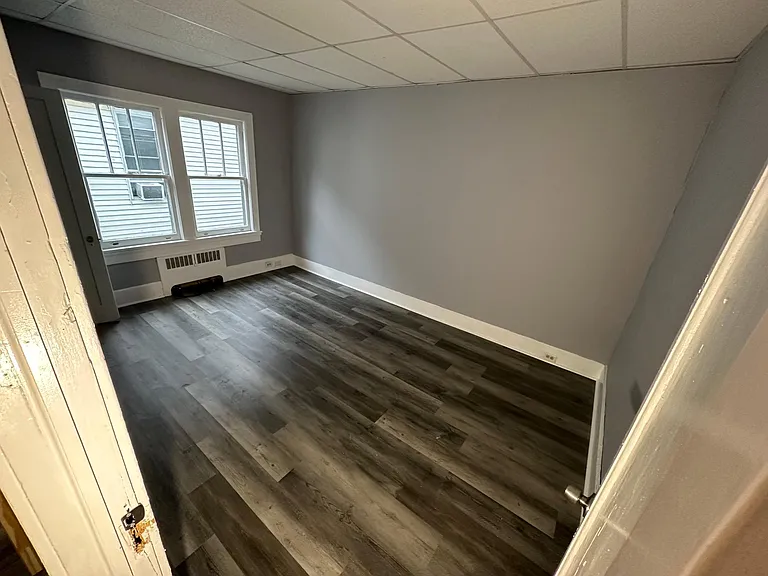 1215 Vine St — Photo 4