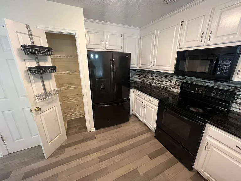 5359 Palmer Ln — Photo 56
