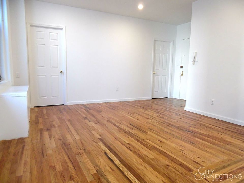 1st image of 11 Maiden Ln APT 14D