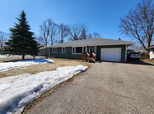 1612 Oak St, Hastings, MN 55033