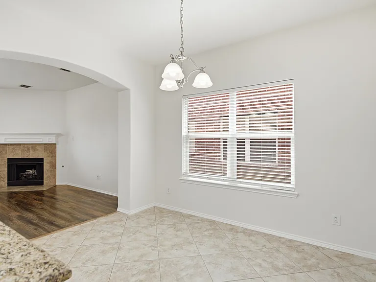 15636 Gatehouse Dr — Photo 10