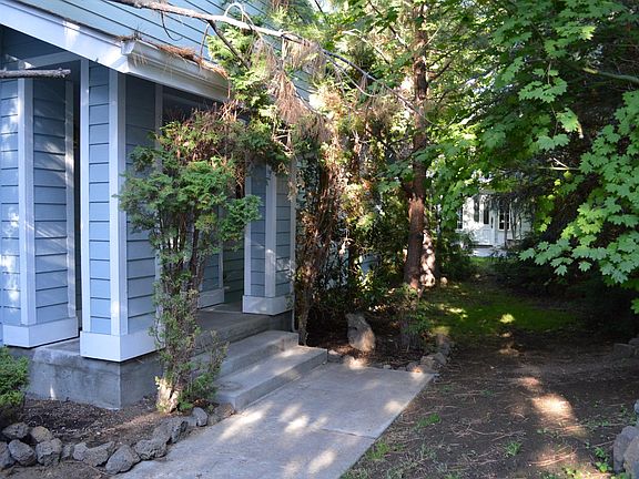 Walkway to front Porch