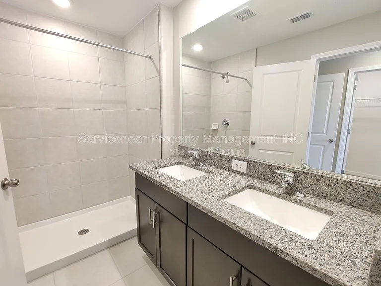 4728 Pickering Harbor Pl — Photo 18