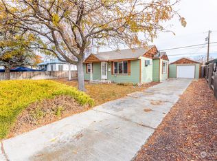 84 D St NE, Ephrata, WA 98823