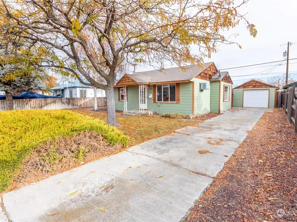 84 D Street NE, Ephrata, WA 98823