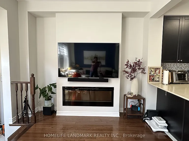 5 Henry Bauer Ave — Photo 6