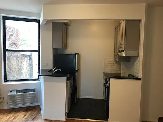 Rented by Bold New York | media 6