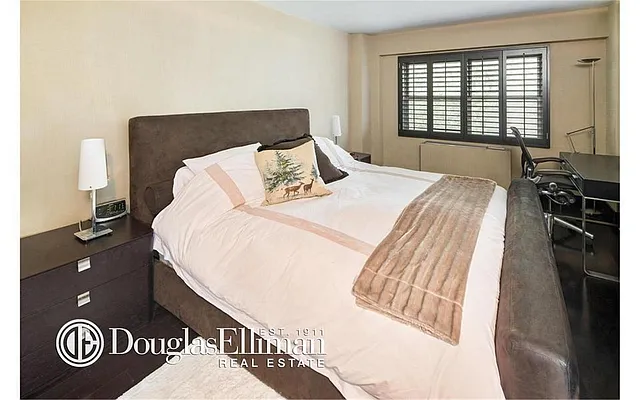 Sold by Douglas Elliman | media 4