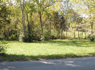 581 Lakeway Rd, Morristown, TN 37814