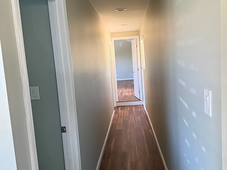 1221 Phillips St #1 — Photo 11