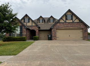 15523 E 88th St N, Owasso, OK 74055
