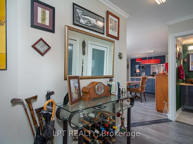 40 Arthur St #703 — Photo 3