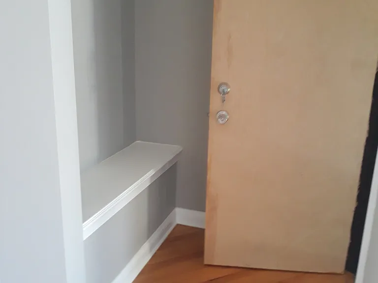 1644 W Pratt Blvd — Photo 10