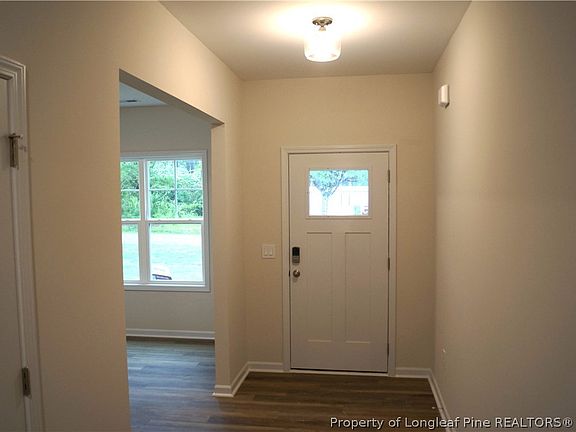 3rd image of 483 Longstreet Rd