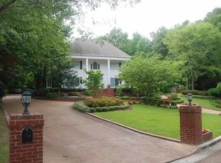 2051 Woodchase Cv, Cordova, TN 38016