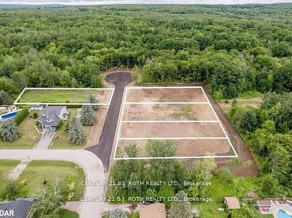 300 Centennial Dr, Midland, ON L4R 5J4