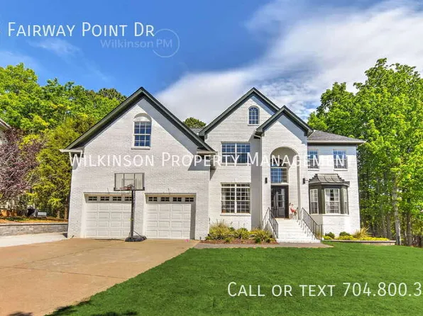 786 Fairway Point Dr, Tega Cay, SC 29708