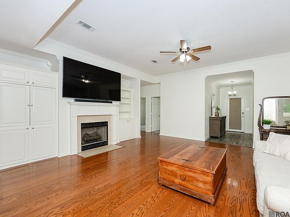 5th image of 43177 Sycamore Bend Ave