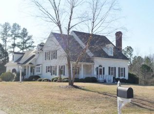 3705 High Meadow Rd, Chapel Hill, NC 27514