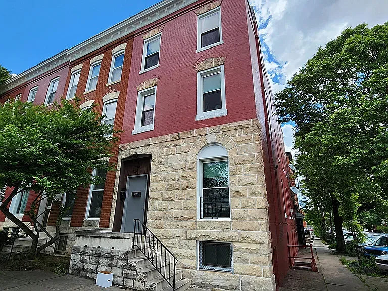 2 bed, 1100 sqft, $1,450 — Photo 1