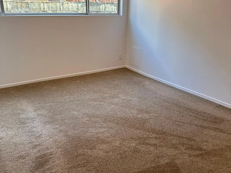 1523 Harvard St #2 — Photo 13