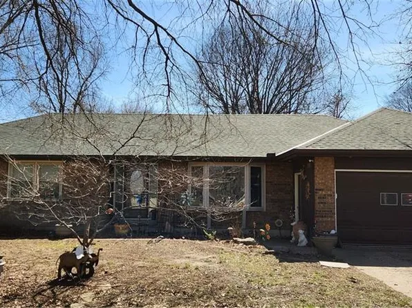 5 W 13th St, Eudora, KS 66025