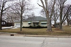 1st image of 21 W Piper City St