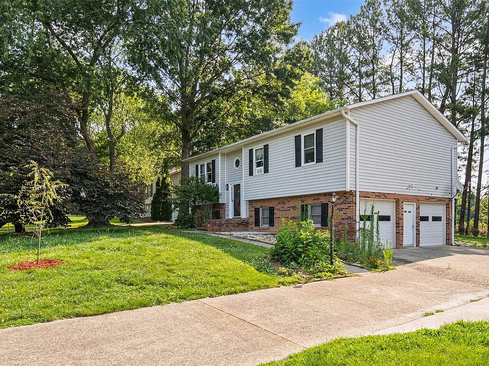 2114 Margaret Dr