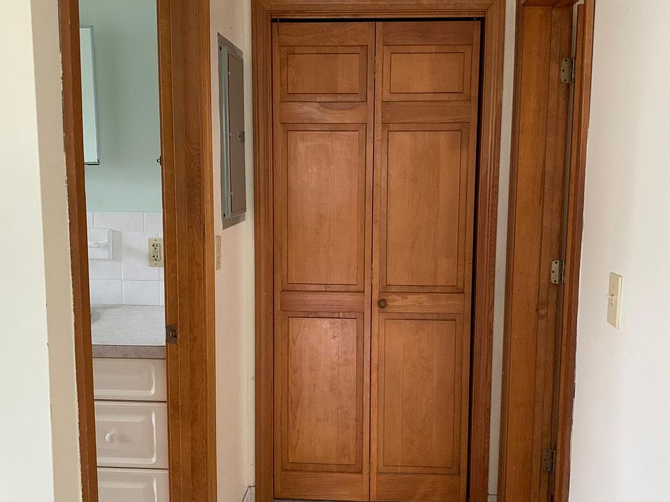 2nd image of 2 Geneva St APT 2