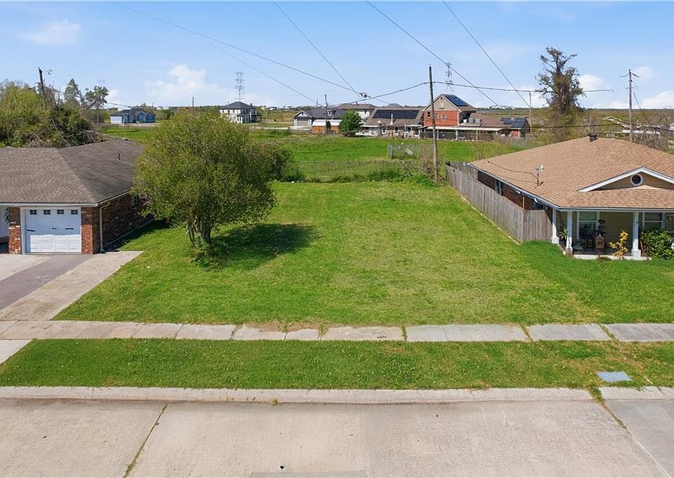 1st image of 3928 Lyndell Dr