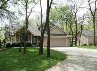 7426 SW 10th St, Topeka, KS 66615