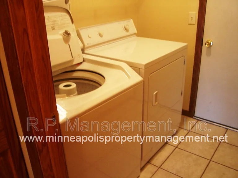 14345 Bedford Dr — Photo 15