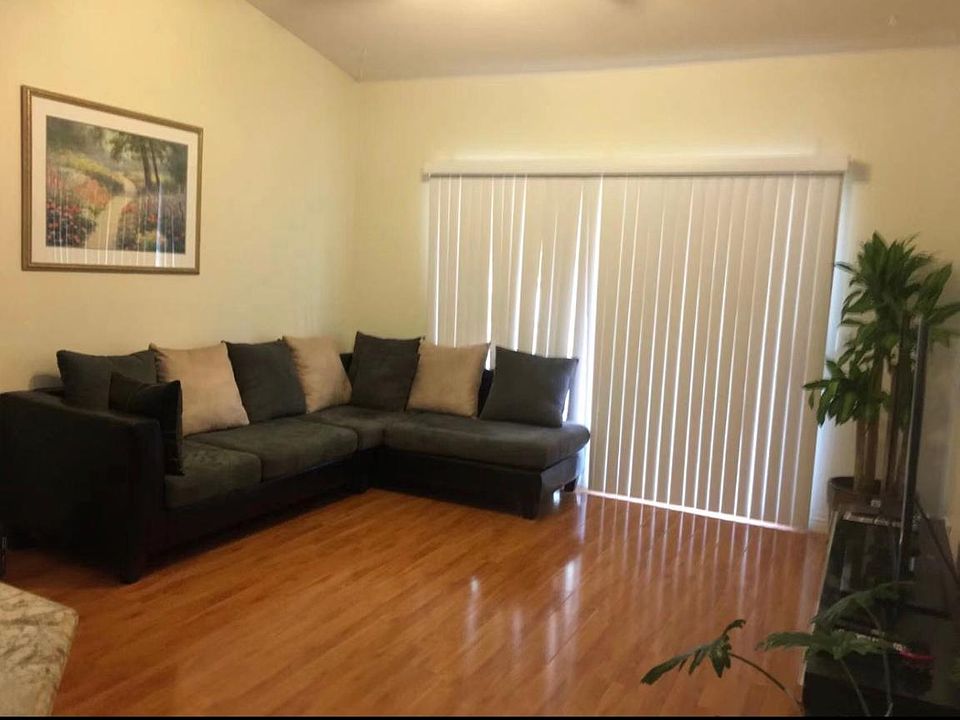 1st image of 10111 Thunder Rapids Ct