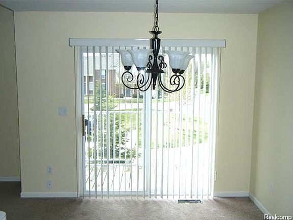 4th image of 8210 Chesapeake Cir #1