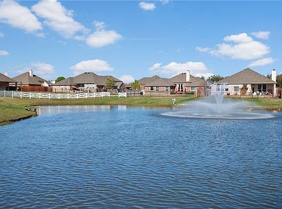 3rd image of 9533 Havenway Dr