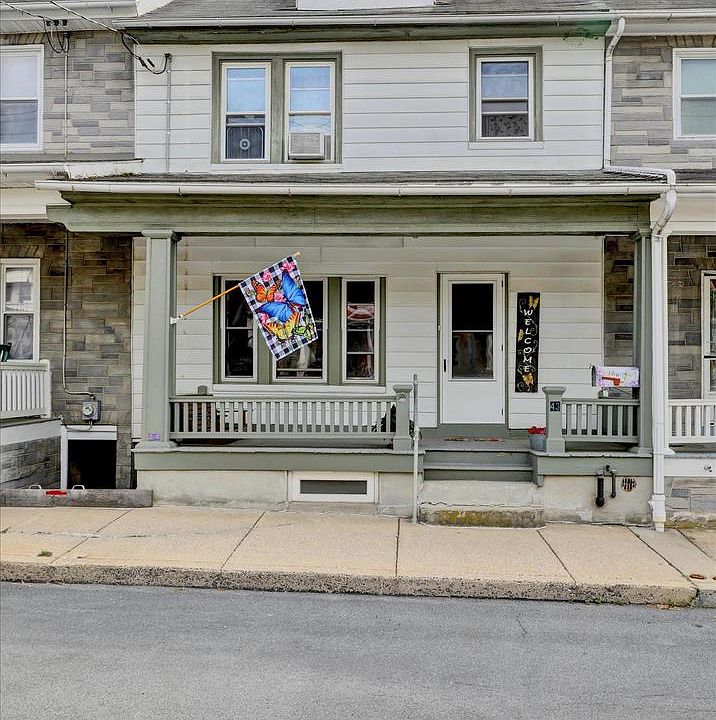 1st image of 43 E Walnut St