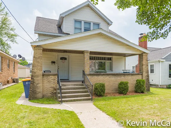 1020 Veto St NW, Grand Rapids, MI 49504
