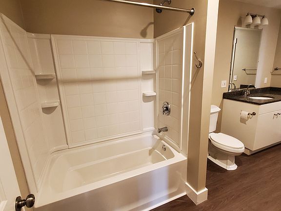 3rd image of 304 W 36th St #C