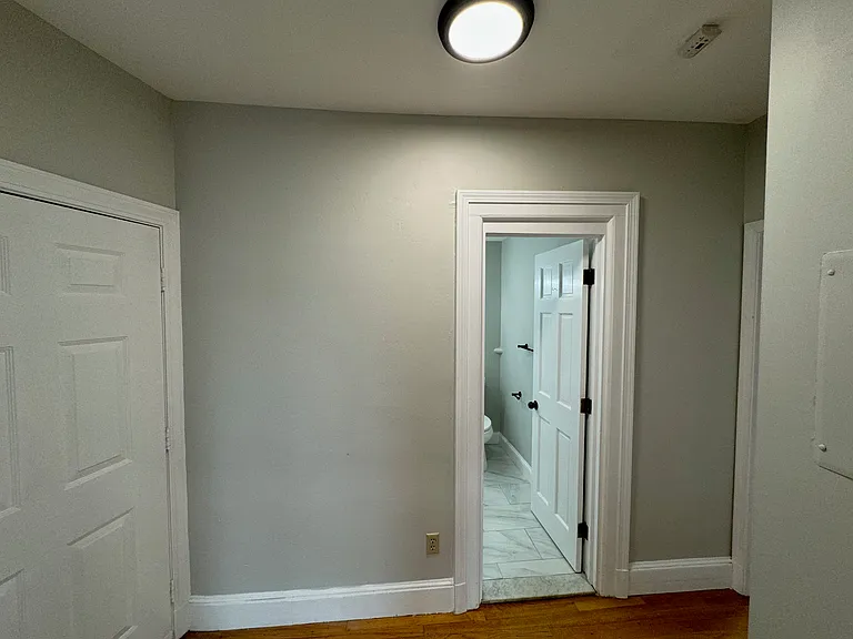 7 Trumbull St #3 — Photo 11