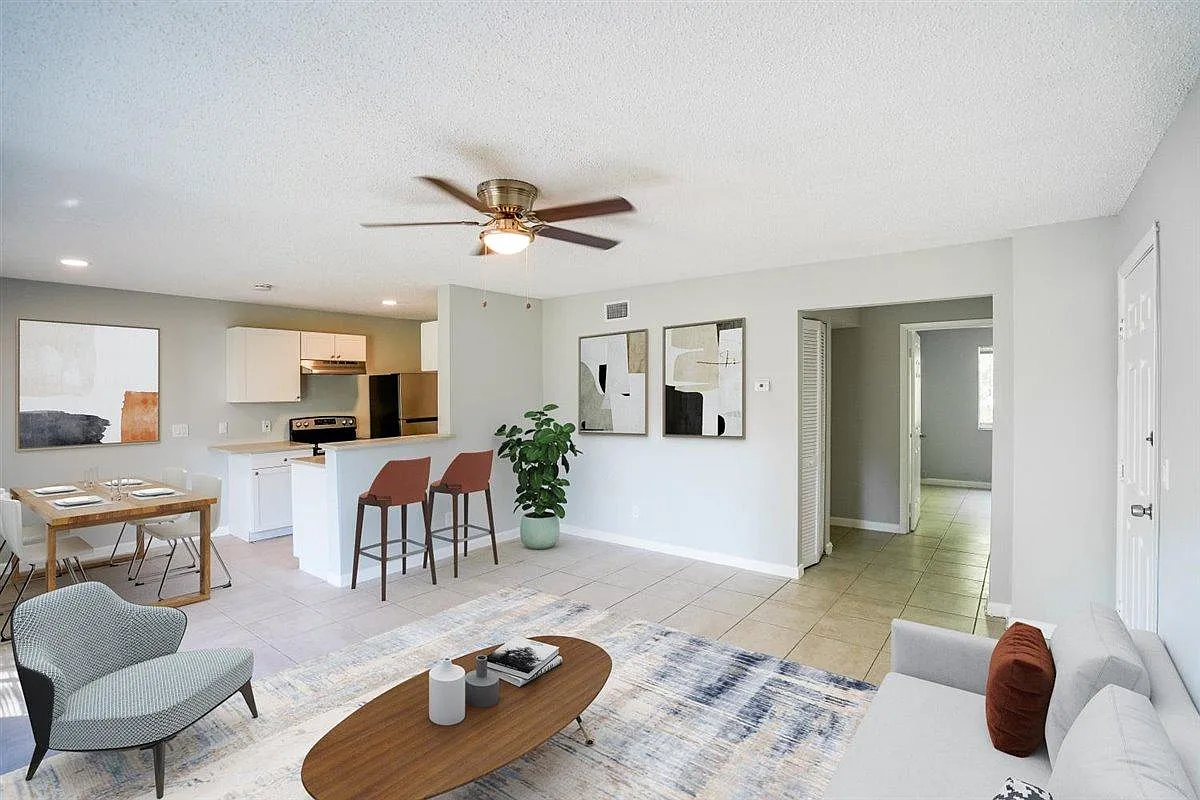 2 bed, 972 sqft, $1,650 — Photo 3