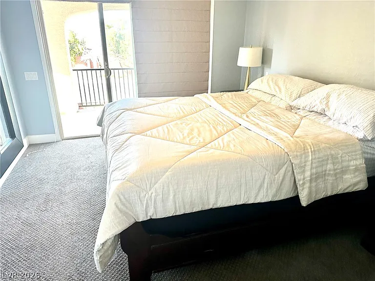 7086 Positano Hill Ave — Photo 14
