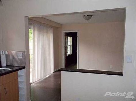 5th image of 1401 W Mallory St