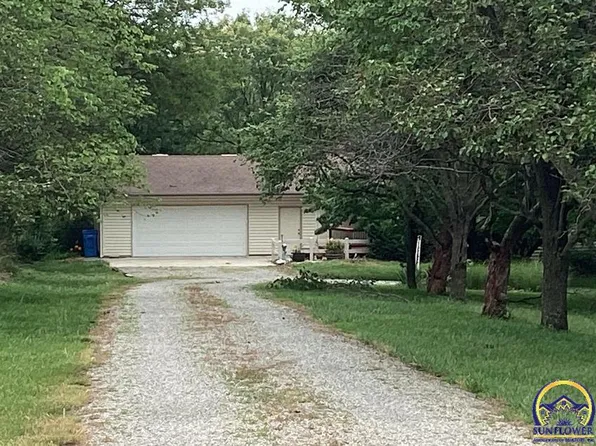 4240 SE Tecumseh Rd, Tecumseh, KS 66542