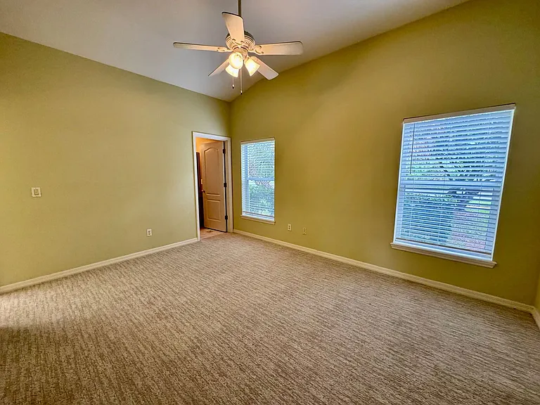 1866 Stafford Springs Blvd — Photo 9